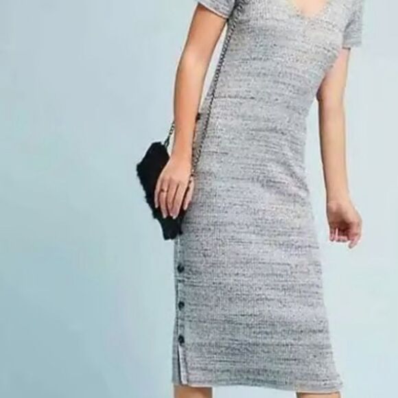 Anthropologie Postmark Heathered Gray V-neck Short Sleeve Side Button Midi Dress - Picture 1 of 6